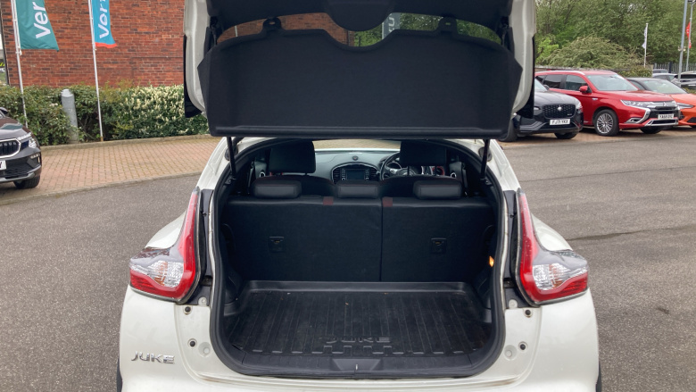 Nissan Juke 1.2 DiG-T Envy 5dr Petrol Hatchback